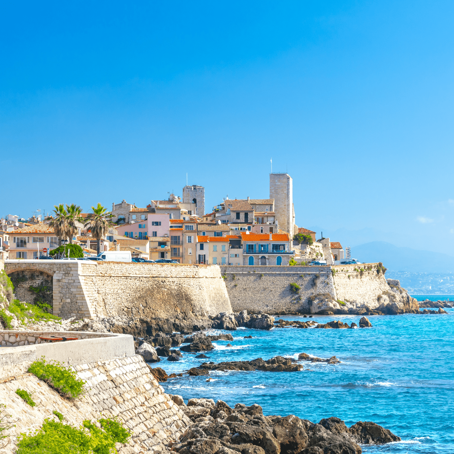 conciergerie location de vacances dans les Alpes Maritimes - Nice - Antibes - Èze