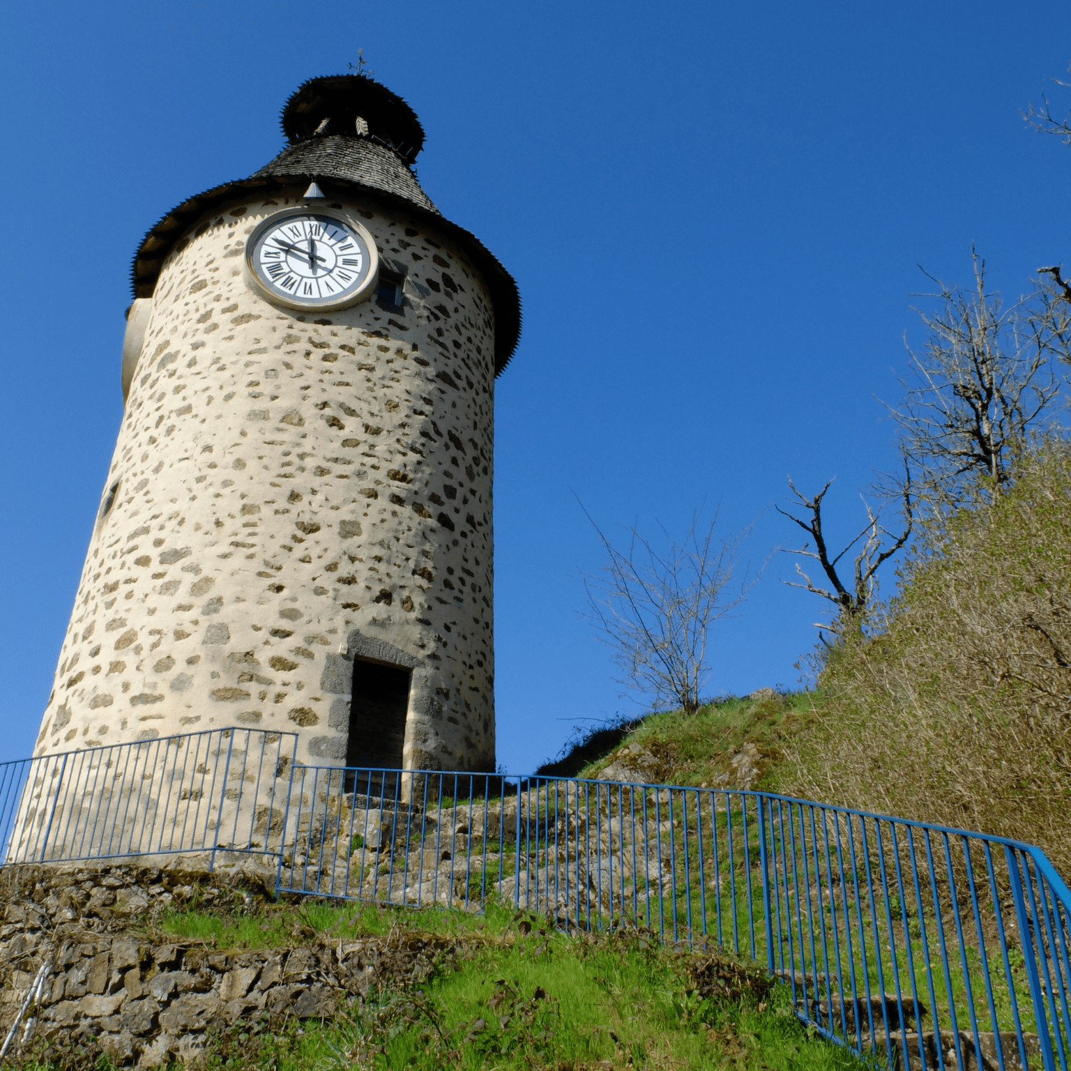 conciergerie location de vacances dans la creuse - Rigole du Diable- Creuse